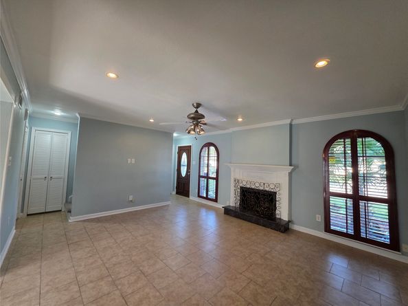 1424 Silverpines Road 1424, Houston TX 77062