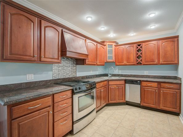 1424 Silverpines Road 1424, Houston TX 77062