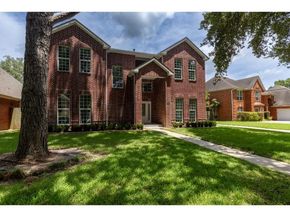 3303 Vista Lake Drive, Sugar Land TX 77478