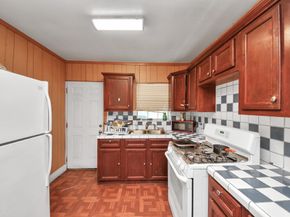 6646 Sherman Street, Houston TX 77011