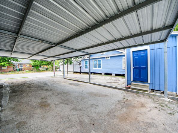 6646 Sherman Street, Houston TX 77011