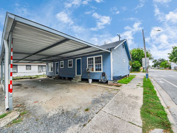 6646 Sherman Street, Houston TX 77011