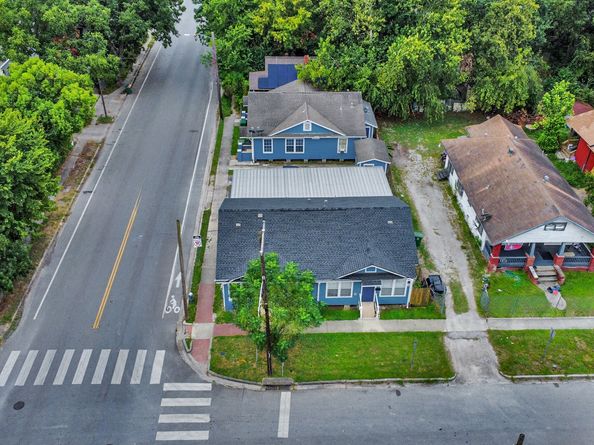 6646 Sherman Street, Houston TX 77011