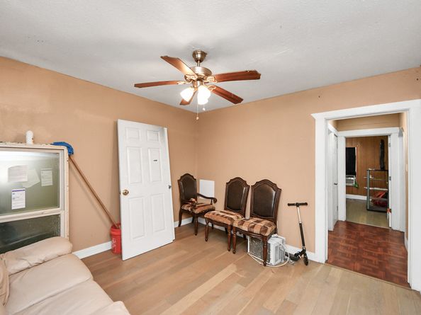 6646 Sherman Street, Houston TX 77011