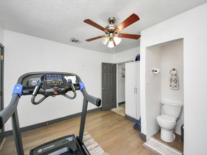 6646 Sherman Street, Houston TX 77011