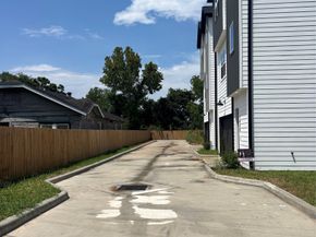 1034 Marcolin Street, Houston TX 77088