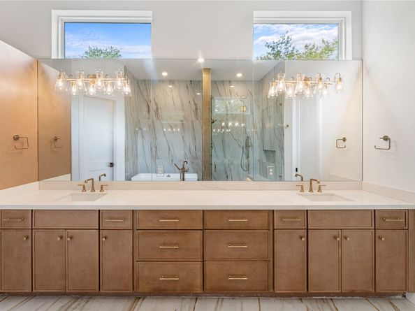 8553 Western Drive, Houston TX 77055