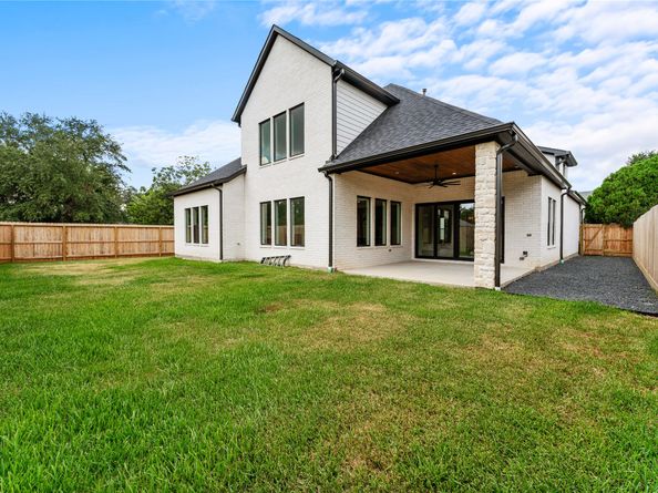 8553 Western Drive, Houston TX 77055