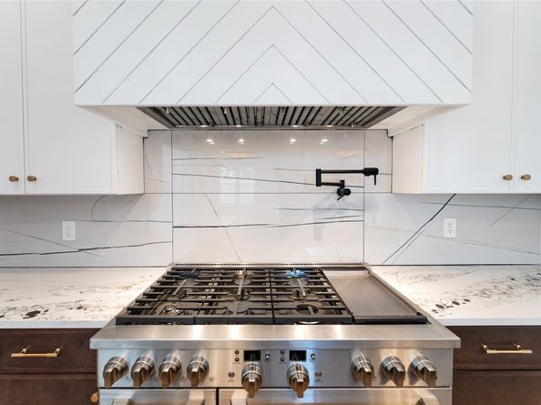 8553 Western Drive, Houston TX 77055