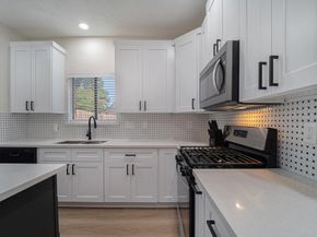 14611 S Hearthstone Green Drive, Houston TX 77095