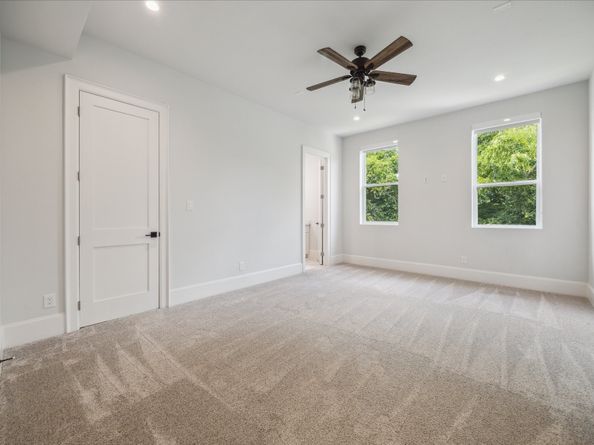 2202 Hewitt Drive, Houston TX 77018