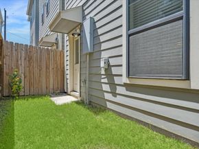 3836 Brinkman Street, Houston TX 77018