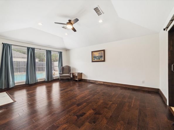 1023 Coachlight Drive, Houston TX 77077