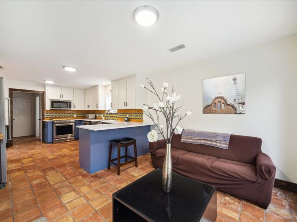 1023 Coachlight Drive, Houston TX 77077