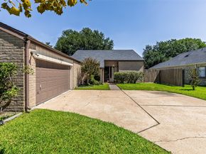 11842 Briar Forest Drive, Houston TX 77077