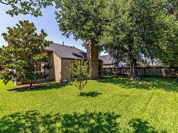 11842 Briar Forest Drive, Houston TX 77077
