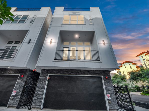 4819 Austin Street C, Houston TX 77004