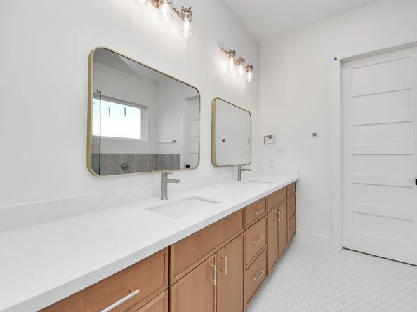 4819 Austin Street C, Houston TX 77004