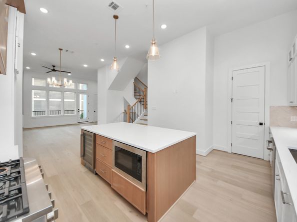 4819 Austin Street C, Houston TX 77004