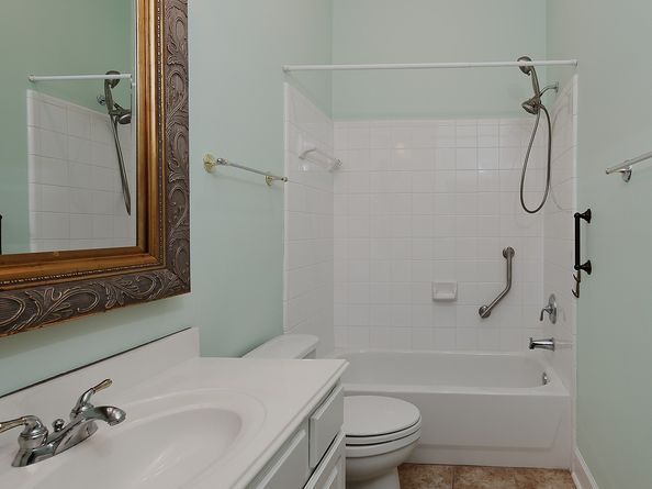 23 E Royal Mews, Conroe TX 77384