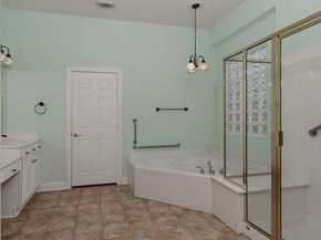 23 E Royal Mews, Conroe TX 77384