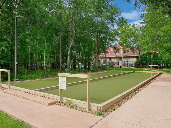 23 E Royal Mews, Conroe TX 77384