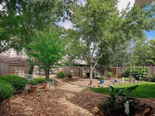 23 E Royal Mews, Conroe TX 77384