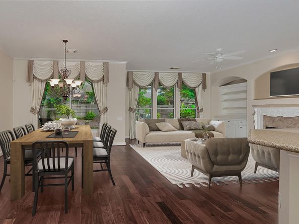 23 E Royal Mews, Conroe TX 77384