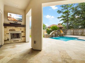 1 E Shadow Creek Villas Loop, Spring TX 77389