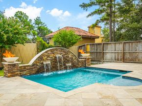 1 E Shadow Creek Villas Loop, Spring TX 77389
