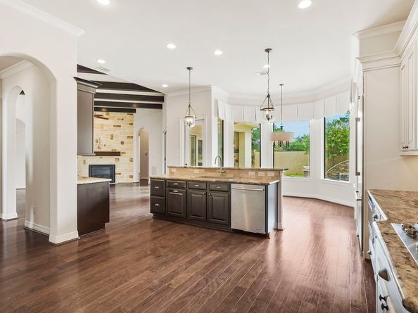 1 E Shadow Creek Villas Loop, Spring TX 77389