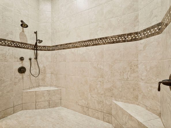 1 E Shadow Creek Villas Loop, Spring TX 77389