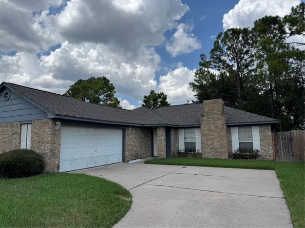 11834 Guadalupe River Drive, Houston TX 77067