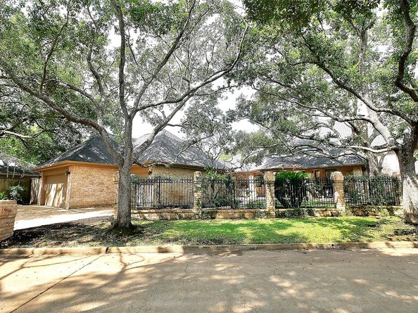 19823 Sunbridge Lane, Houston TX 77094