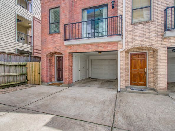 202 Mcgowen Street F, Houston TX 77006