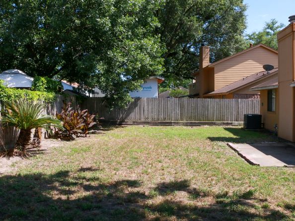 9922 Hibernia Drive, Houston TX 77088