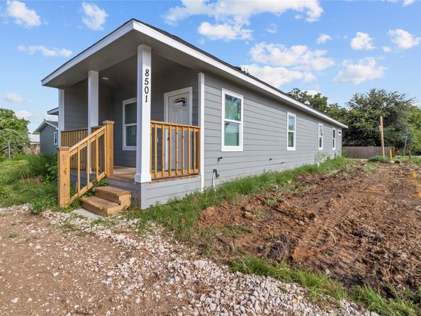 8501 Denby Street, Houston TX 77012