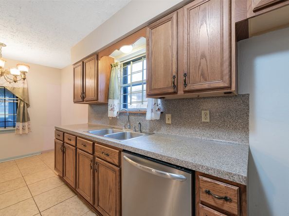 6046 Harbrook Drive, Houston TX 77087
