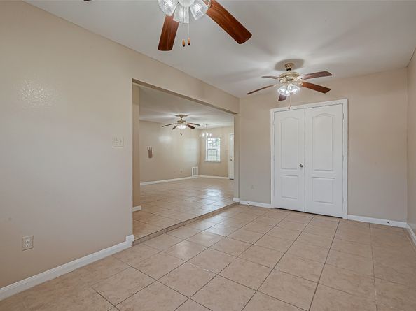 4406 Dacca Drive, Houston TX 77047