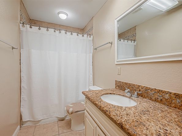 4406 Dacca Drive, Houston TX 77047