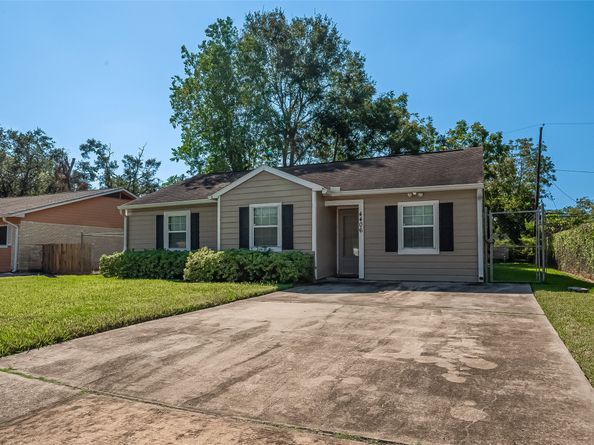 4406 Dacca Drive, Houston TX 77047