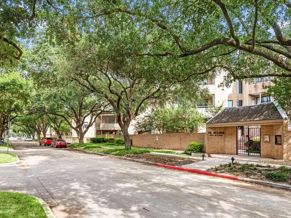5210 Weslayan St Street 112, Houston TX 77005