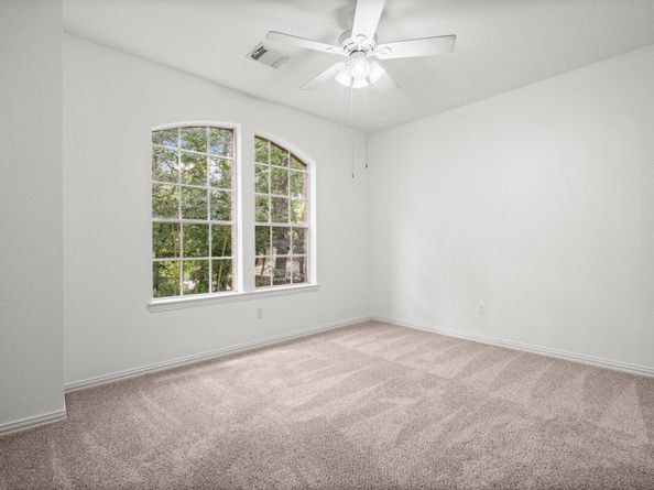 35 Dewdrift Place, The Woodlands TX 77382