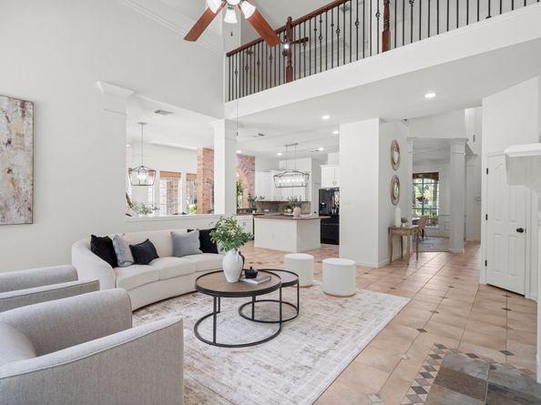 35 Dewdrift Place, The Woodlands TX 77382