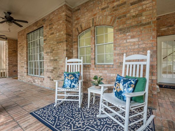 35 Dewdrift Place, The Woodlands TX 77382