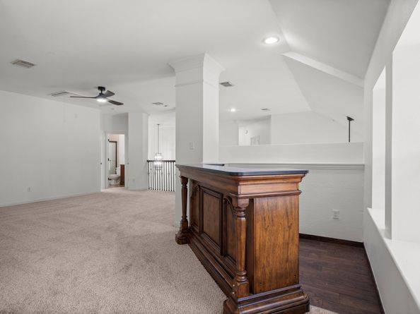 35 Dewdrift Place, The Woodlands TX 77382