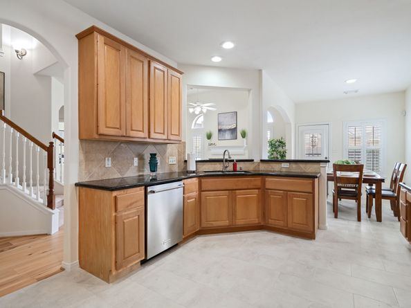10326 Low Bridge Lane, Sugar Land TX 77498