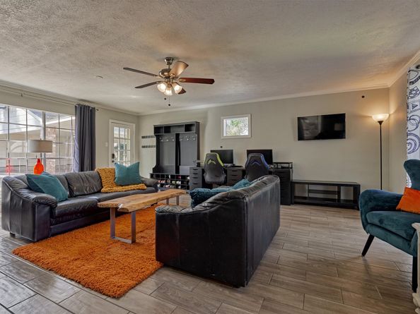 24203 Creekview Drive, Spring TX 77389