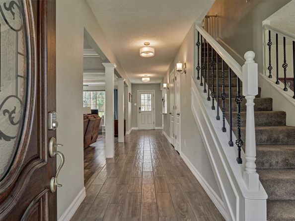 24203 Creekview Drive, Spring TX 77389