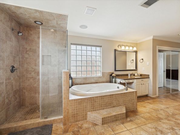 13923 Roxton Drive, Houston TX 77077
